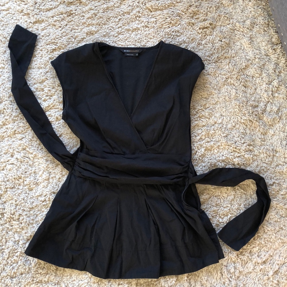 BCBG sleeveless blouse